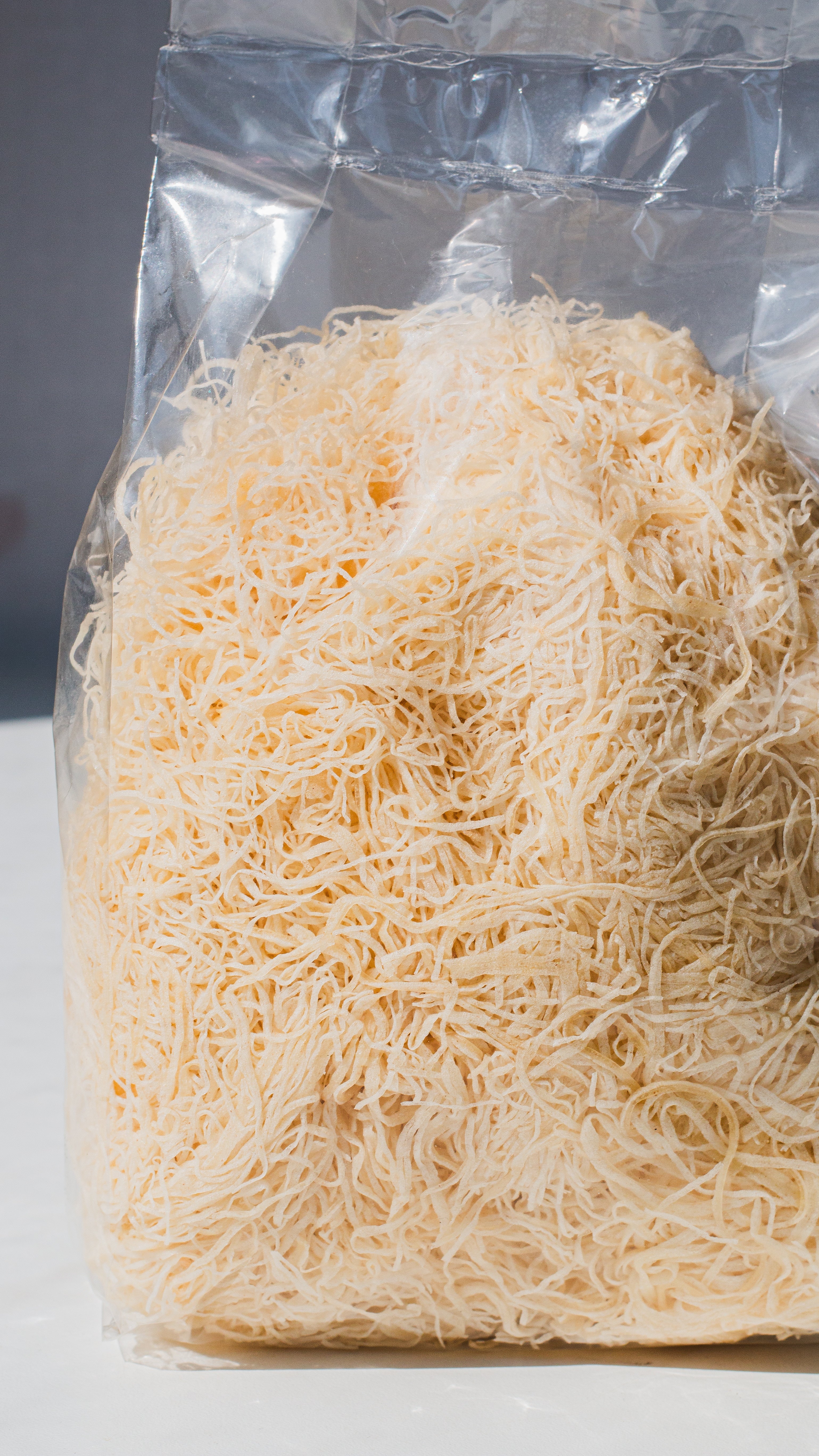 Baking products and cakes